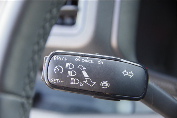 Volkswagen Crafter 35 2.0 TDI L3H2 177PK AUT. 2X ERGO ACTIVE GEVEERDE STOEL, LEDER, CAMERA, CRUISE, VOORRUIT VERWARMING, APPLE CARPLAY, ANDROID AUT