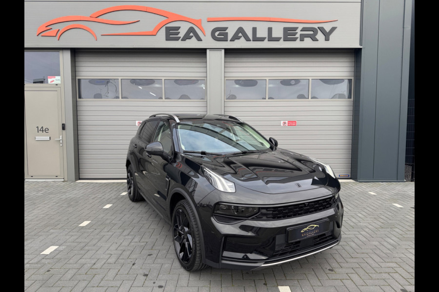 Lynk & Co 01 1.5 bomvol Black Edition 261PK 360°Camera Zwarte hemel