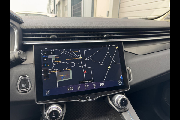 Lynk & Co 01 1.5 bomvol Black Edition 261PK 360°Camera Zwarte hemel