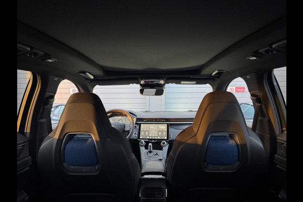 Lynk & Co 01 1.5 bomvol Black Edition 261PK 360°Camera Zwarte hemel