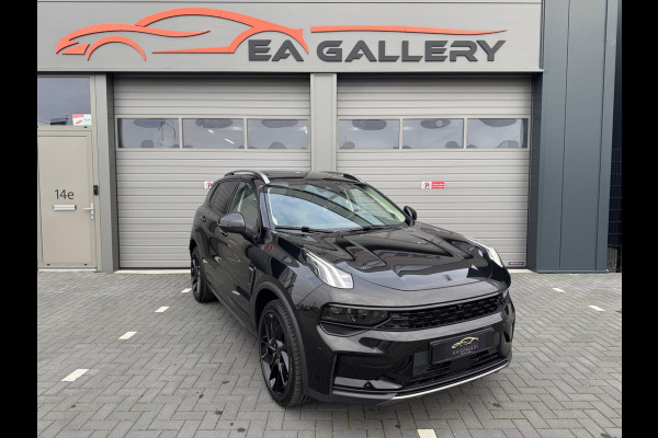 Lynk & Co 01 1.5 bomvol Black Edition 261PK 360°Camera Zwarte hemel