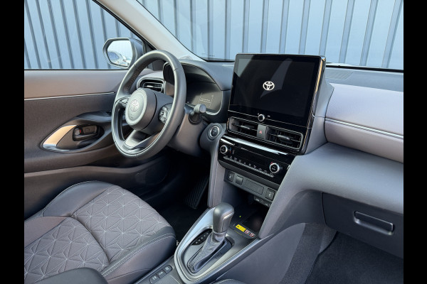 Toyota Yaris Cross 1.5 Hybrid 130 Executive / Bi tone | BSM | Head-up display | PDC V+A | Rijklaar!!