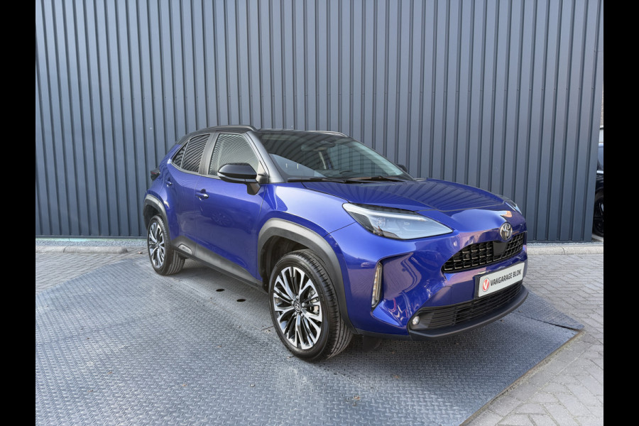 Toyota Yaris Cross 1.5 Hybrid 130 Executive / Bi tone | BSM | Head-up display | PDC V+A | Rijklaar!!