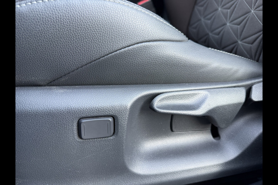 Toyota Yaris Cross 1.5 Hybrid 130 Executive / Bi tone | BSM | Head-up display | PDC V+A | Rijklaar!!