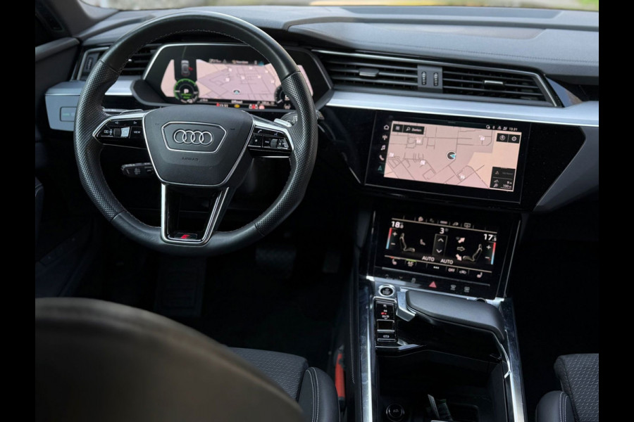 Audi e-tron 55 quattro 408 pk S edition 95 kWh, 2 X S-LINE, camera, afn trekhaak, vele opties, 1 e eigenaar, NL auto met nap