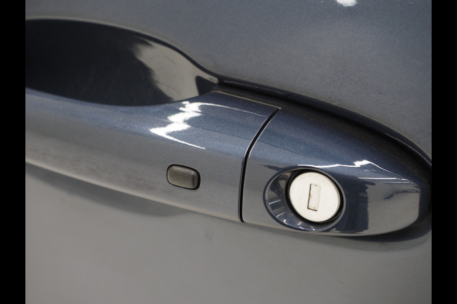 Jeep Compass 4xe 190 Plug-in Hybrid Electric Night Eagle | Trekhaak | Keyless | Adaptive Cruise | Camera | Virtual | Carplay