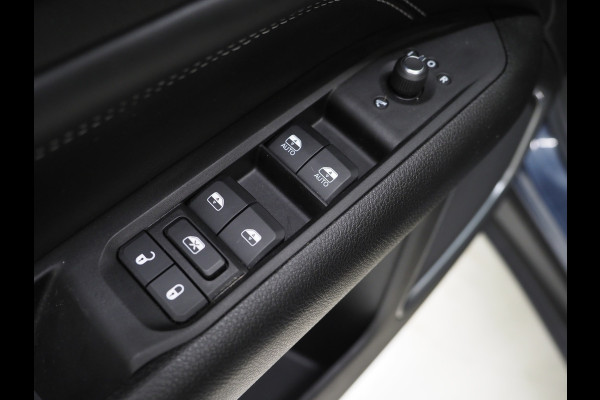 Jeep Compass 4xe 190 Plug-in Hybrid Electric Night Eagle | Trekhaak | Keyless | Adaptive Cruise | Camera | Virtual | Carplay