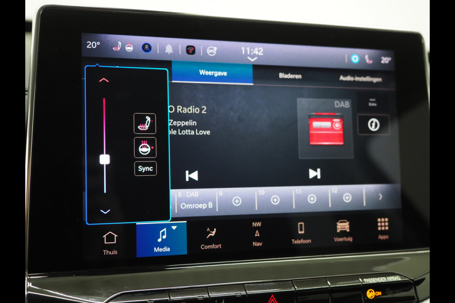 Jeep Compass 4xe 190 Plug-in Hybrid Electric Night Eagle | Trekhaak | Keyless | Adaptive Cruise | Camera | Virtual | Carplay