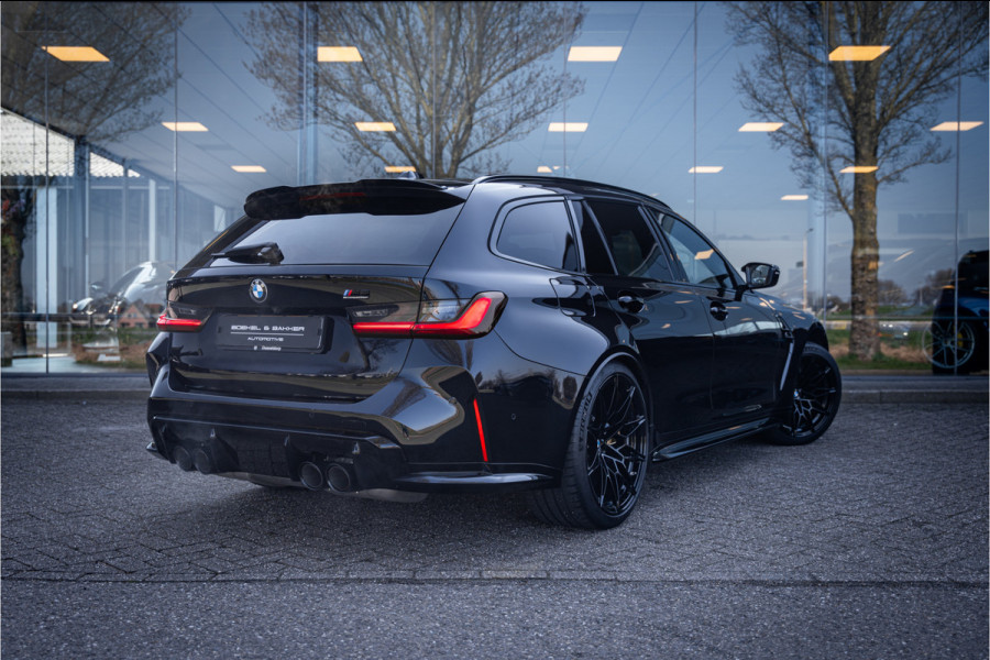 BMW 3 Serie Touring M3 xDrive Competition ** M Drivers ** Ceramic ** Carbon ** NP184K Laser ** Live dashboard **NL AUTO**