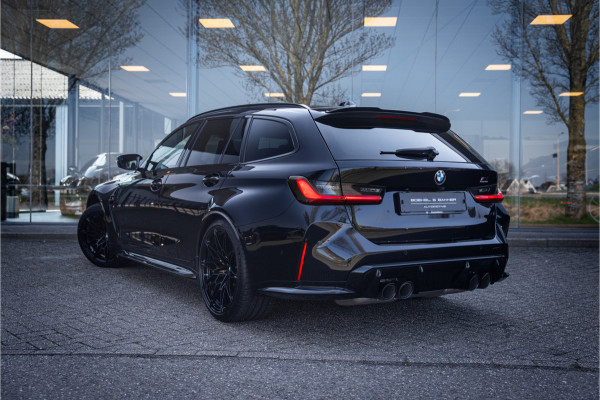 BMW 3 Serie Touring M3 xDrive Competition ** M Drivers ** Ceramic ** Carbon ** NP184K Laser ** Live dashboard **NL AUTO**