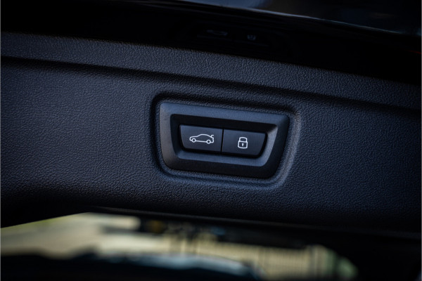 BMW 3 Serie Touring M3 xDrive Competition ** M Drivers ** Ceramic ** Carbon ** NP184K Laser ** Live dashboard **NL AUTO**