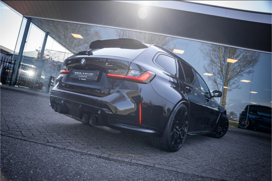 BMW 3 Serie Touring M3 xDrive Competition ** M Drivers ** Ceramic ** Carbon ** NP184K Laser ** Live dashboard **NL AUTO**
