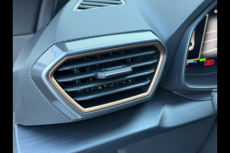 CUPRA Leon Sportstourer 1.4 e-Hybrid VZ Copper Edition Pano 19''