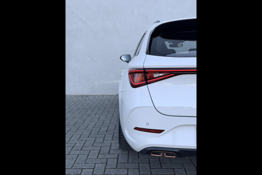 CUPRA Leon Sportstourer 1.4 e-Hybrid VZ Copper Edition Pano 19''