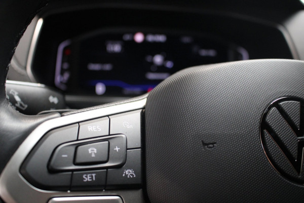 Volkswagen T-Cross 1.0 TSI R-Line Zeer nette auto Prijs is rijklaar