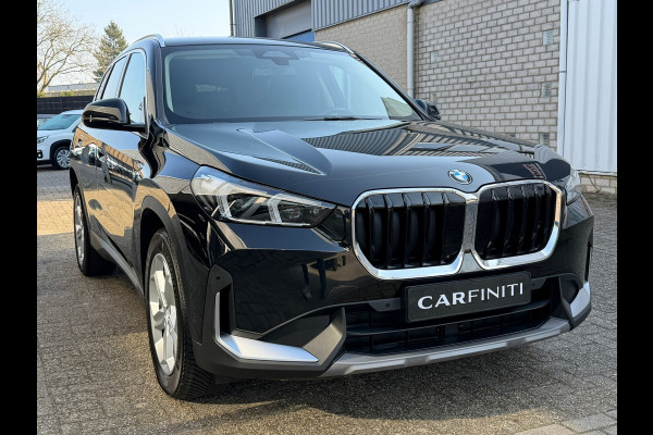 BMW X1 SDrive18i / Navi / Widescreen / Cruise / Climate / Camera / Side assist / Stoelmassage / 18".