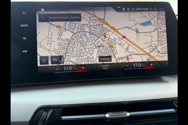 BMW X1 SDrive18i / Navi / Widescreen / Cruise / Climate / Camera / Side assist / Stoelmassage / 18".