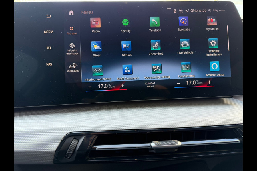 BMW X1 SDrive18i / Navi / Widescreen / Cruise / Climate / Camera / Side assist / Stoelmassage / 18".