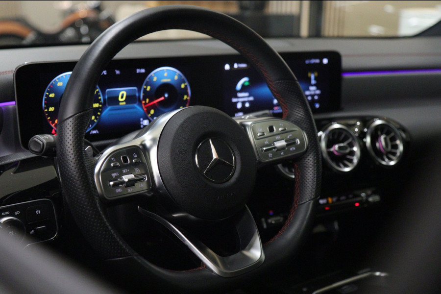 Mercedes-Benz CLA-Klasse 250 AMG-LINE Plus PANO/BUR/360CAM/BLINDSPOT/VOL