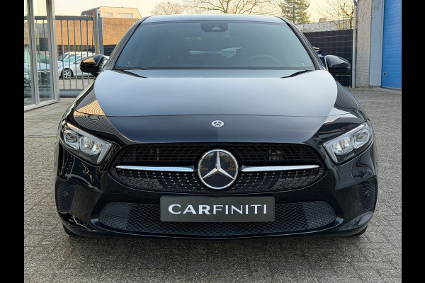 Mercedes-Benz A-Klasse 250 e Luxury 218 Pk / Navi / Cruise / Camera / Sfeerverlichting / Camera / 17".
