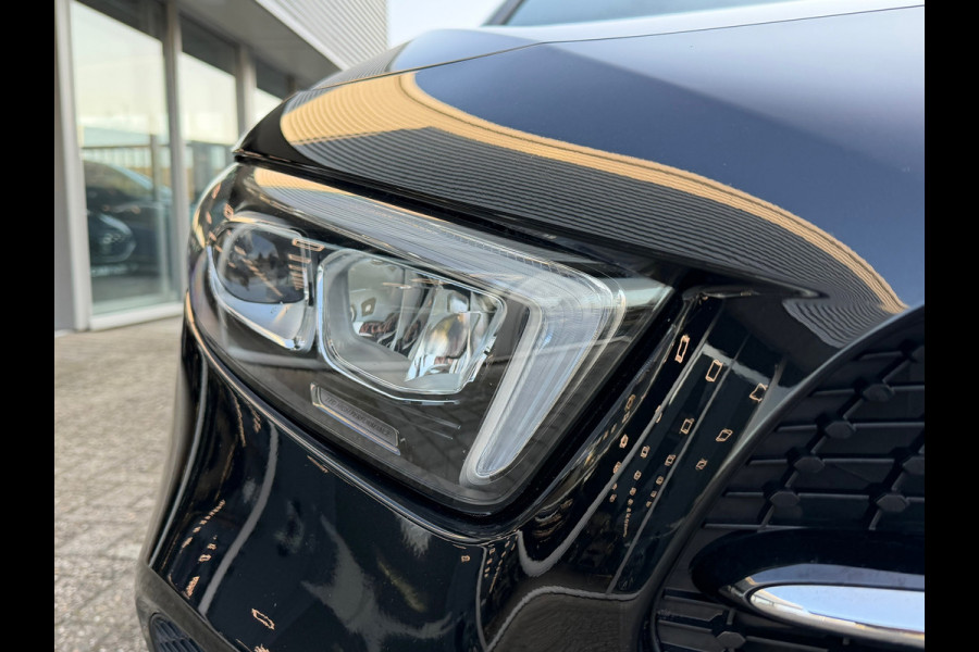 Mercedes-Benz A-Klasse 250 e Luxury 218 Pk / Navi / Cruise / Camera / Sfeerverlichting / Camera / 17".