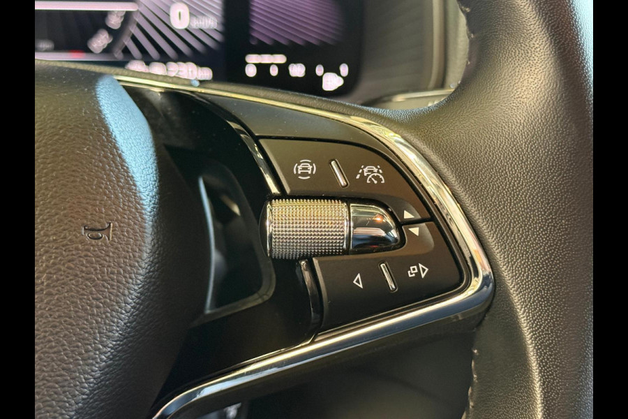 Škoda Karoq 1.5 TSI ACT Sportline Business Automaat Camera 1 Jaar Bovag garantie