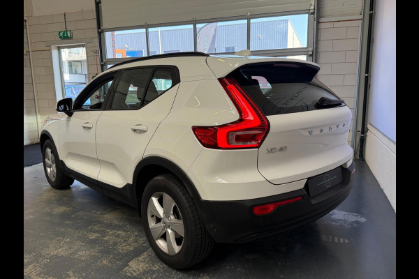 Volvo XC40 1.5 T2 Momentum Core Automaat Carplay Camera Bovag garantie