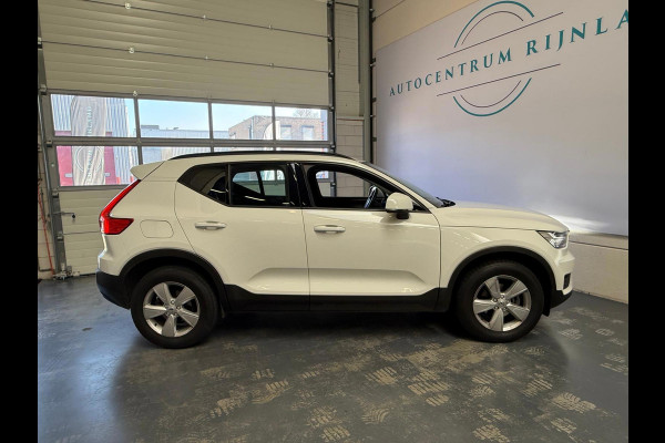 Volvo XC40 1.5 T2 Momentum Core Automaat Carplay Camera Bovag garantie