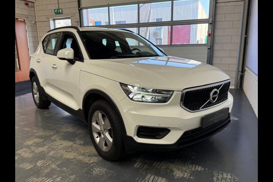 Volvo XC40 1.5 T2 Momentum Core Automaat Carplay Camera Bovag garantie