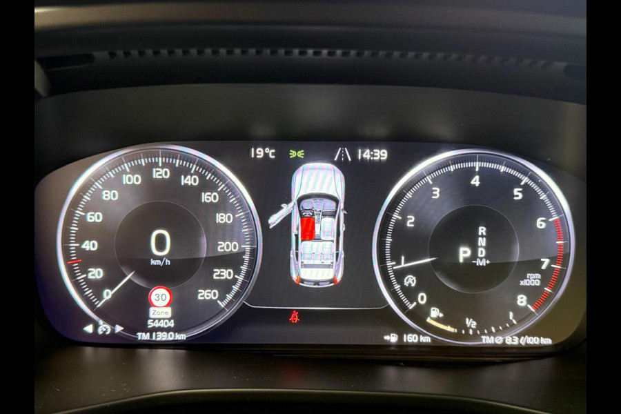 Volvo XC40 1.5 T2 Momentum Core Automaat Carplay Camera Bovag garantie