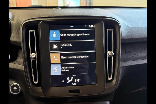Volvo XC40 1.5 T2 Momentum Core Automaat Carplay Camera Bovag garantie