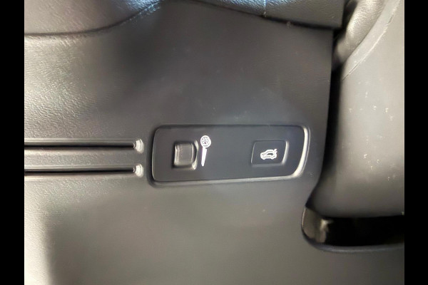 Volvo XC40 1.5 T2 Momentum Core Automaat Carplay Camera Bovag garantie