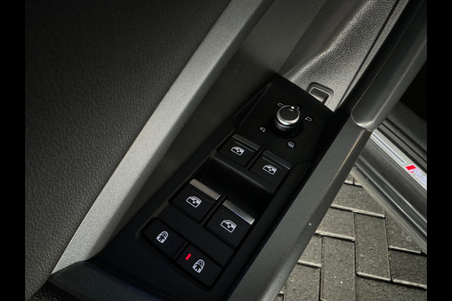 Audi RSQ3 Sportback 2.5 TFSI Quattro Pano|B&O|Keyless|Sfeer
