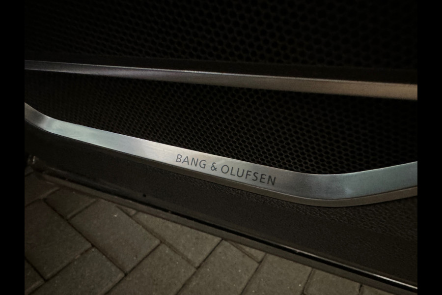 Audi RSQ3 Sportback 2.5 TFSI Quattro Pano|B&O|Keyless|Sfeer