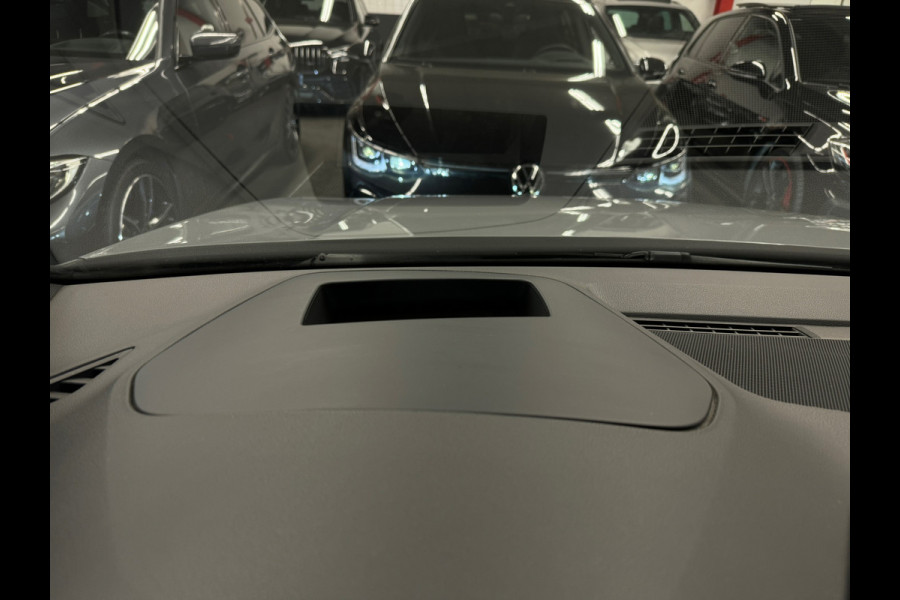 Volkswagen Golf 2.0 TSI GTI Pano|H/K|HuD|Memory|MILLTEK|VOL