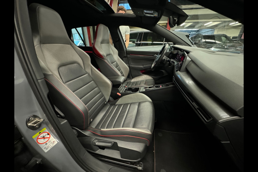 Volkswagen Golf 2.0 TSI GTI Pano|H/K|HuD|Memory|MILLTEK|VOL