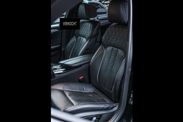 BMW 5 Serie M550i xDrive *Nachtzicht*Massage*H/K*360 Camera*Trekhaak*