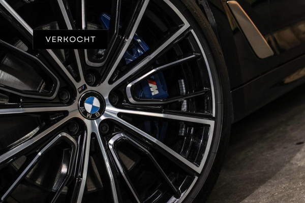 BMW 5 Serie M550i xDrive *Nachtzicht*Massage*H/K*360 Camera*Trekhaak*