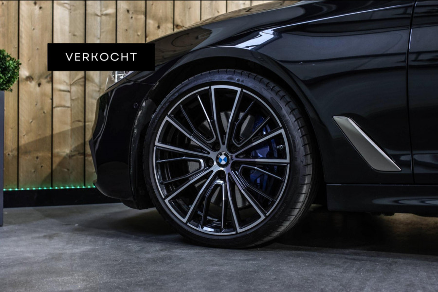 BMW 5 Serie M550i xDrive *Nachtzicht*Massage*H/K*360 Camera*Trekhaak*