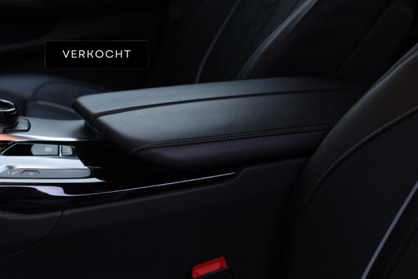 BMW 5 Serie M550i xDrive *Nachtzicht*Massage*H/K*360 Camera*Trekhaak*