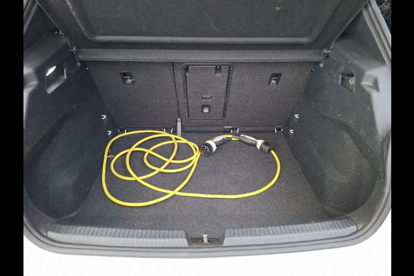 Volkswagen ID.3 First Plus 58 kWh | Navi | Camera | LED