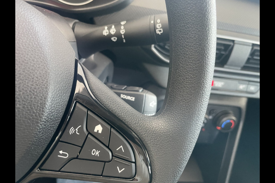 Dacia Sandero 1.0 TCe 100 ECO-G Essential Airco - Cruise control - Parkeersensor achter - Bluetooth - Rijstrooksensor - Start/stop systeem - Stuur multifunctioneel - Led lampen - Elektrische ramen voor