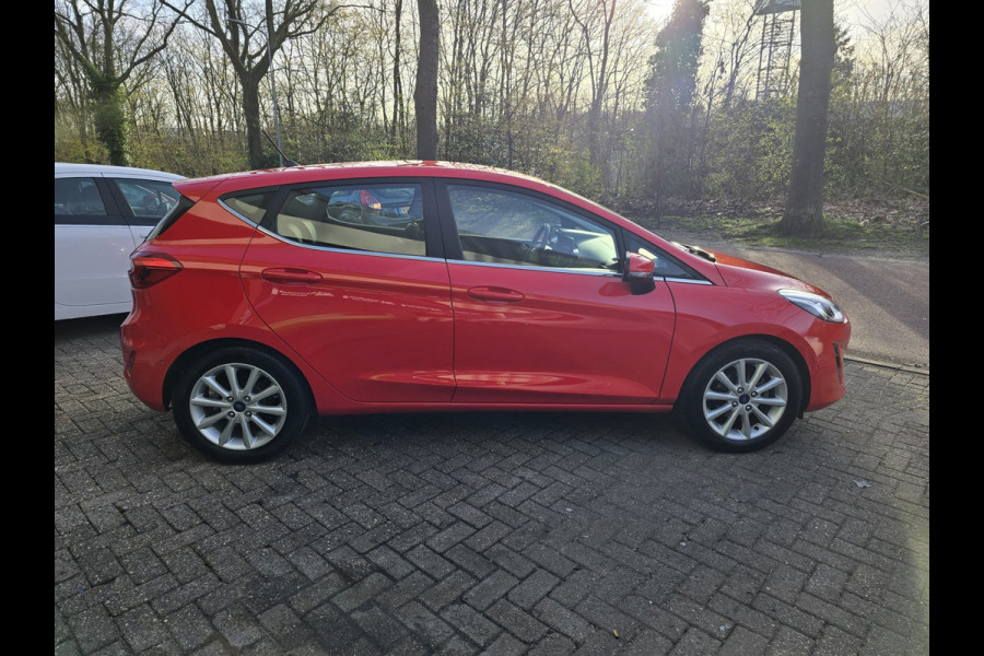 Ford Fiesta 1.0 EcoBoost Titanium | 2E EIGENAAR | 12 MND GARANTIE | NAVI | CRUISE | NL AUTO |