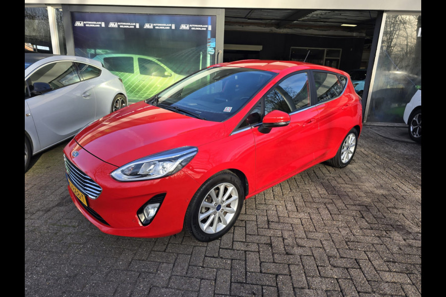Ford Fiesta 1.0 EcoBoost Titanium | 2E EIGENAAR | 12 MND GARANTIE | NAVI | CRUISE | NL AUTO |