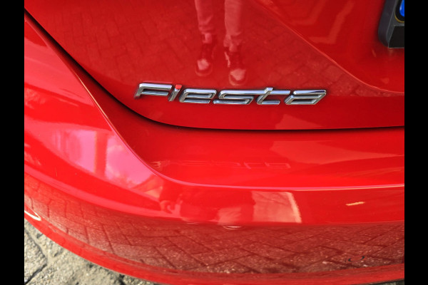 Ford Fiesta 1.0 EcoBoost Titanium | 2E EIGENAAR | 12 MND GARANTIE | NAVI | CRUISE | NL AUTO |