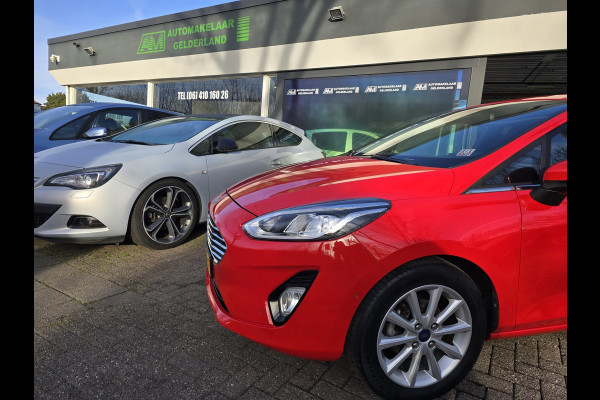 Ford Fiesta 1.0 EcoBoost Titanium | 2E EIGENAAR | 12 MND GARANTIE | NAVI | CRUISE | NL AUTO |