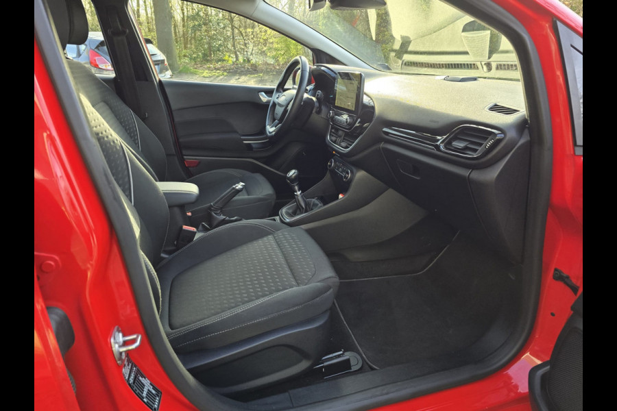 Ford Fiesta 1.0 EcoBoost Titanium | 2E EIGENAAR | 12 MND GARANTIE | NAVI | CRUISE | NL AUTO |