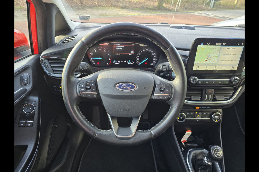 Ford Fiesta 1.0 EcoBoost Titanium | 2E EIGENAAR | 12 MND GARANTIE | NAVI | CRUISE | NL AUTO |