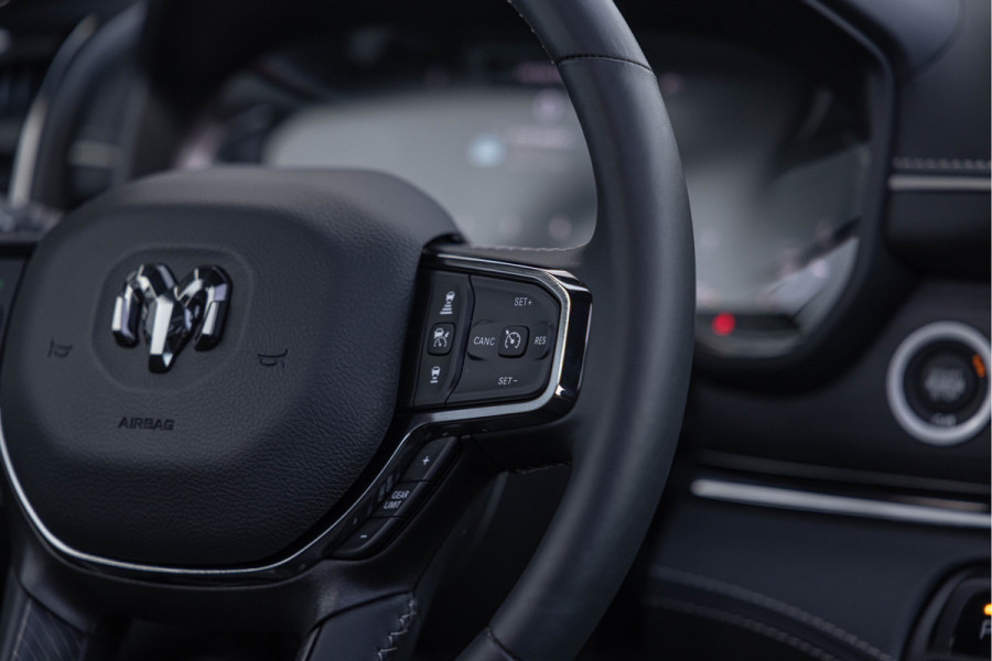 Dodge Ram 1500 5.7 V8 4x4 Crew Cab Limited LPG 22'' Full options