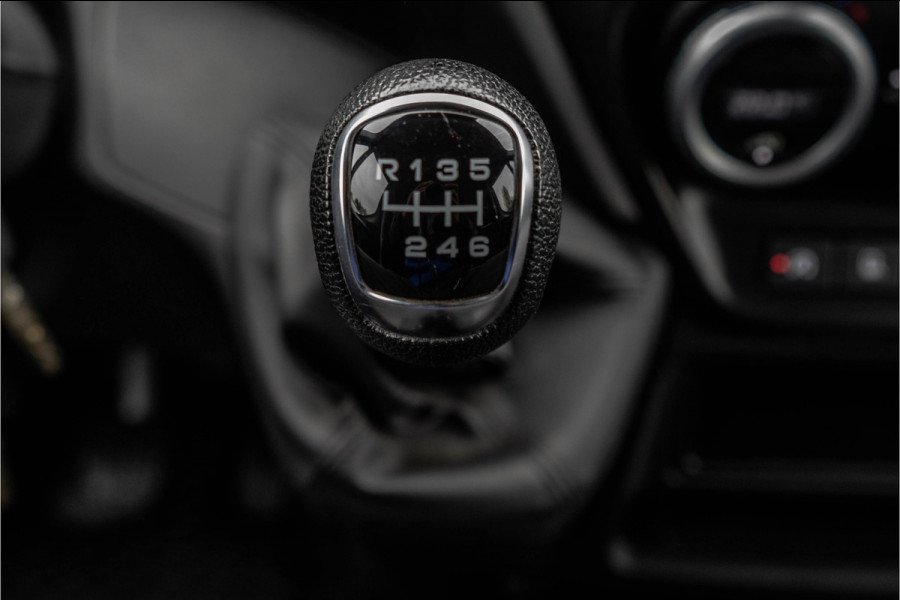 Iveco Daily 35S14V L2H2 | 140PK | 3.5T Trekgewicht | Cruise | Climate